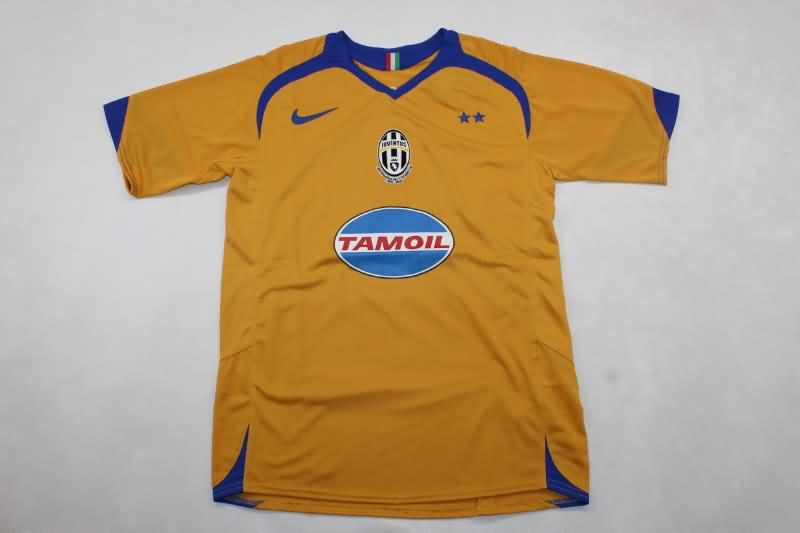 Thailand Quality(AAA) 2005/06 Juventus Away Retro Soccer Jersey