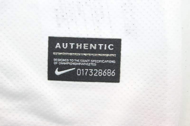 Thailand Quality(AAA) 2010/11 Juventus Away Retro Soccer Jersey