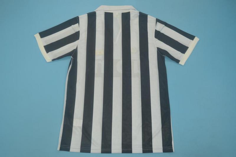 Thailand Quality(AAA) 1991/92 Juventus Home Retro Soccer Jersey