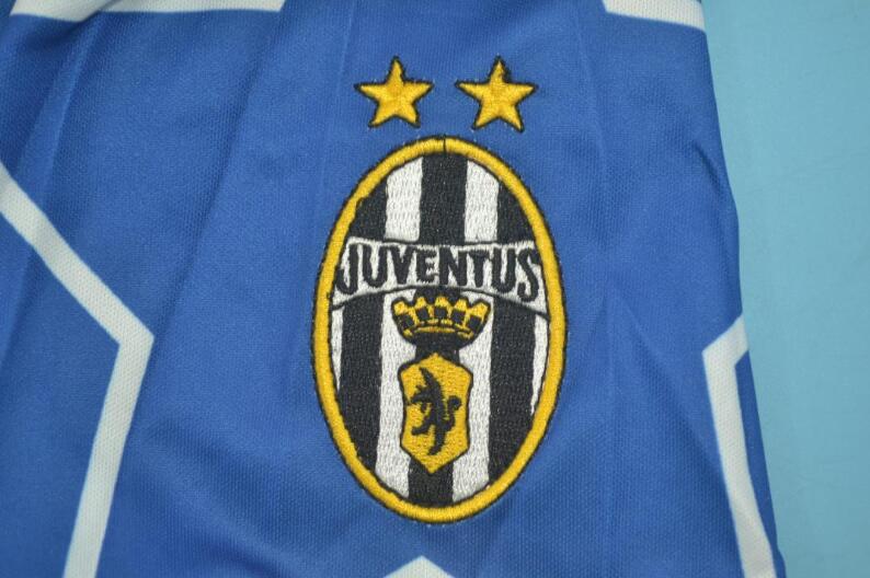 Thailand Quality(AAA) 1997/98 Juventus Third Retro Soccer Jersey(L/S)