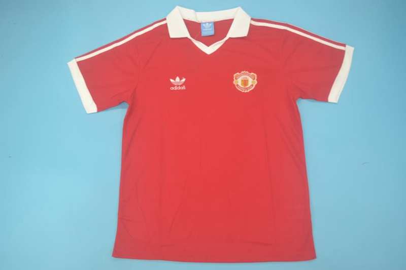 Thailand Quality(AAA) 1980/82 Manchester United Home Retro Soccer Jersey