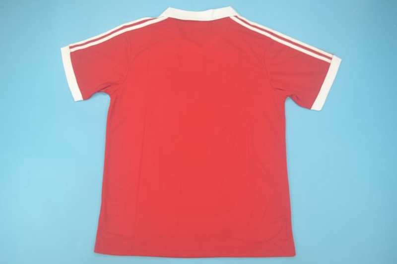 Thailand Quality(AAA) 1980/82 Manchester United Home Retro Soccer Jersey