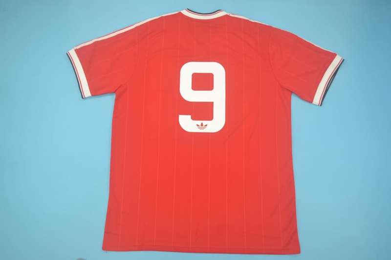 Thailand Quality(AAA) 1983/84 Manchester United Home Retro Soccer Jersey