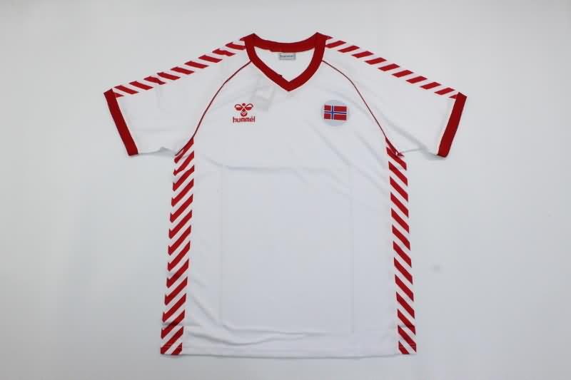 Thailand Quality(AAA) 19984 Norway Retro Away Soccer Jersey