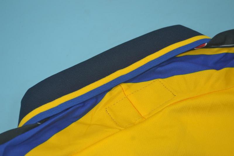 Thailand Quality(AAA) 1999/00 Parma Home Retro Soccer Jersey