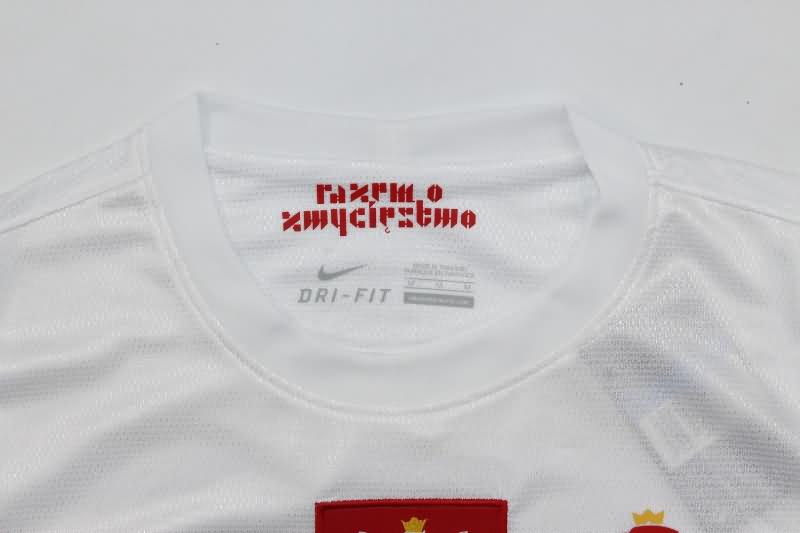 Thailand Quality(AAA) 2012 Poland Home Retro Soccer Jersey