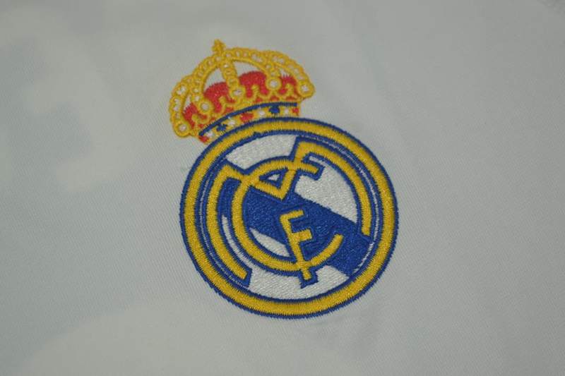 Thailand Quality(AAA) 2005/06 Real Madrid Home Retro Soccer Jersey(L/S)