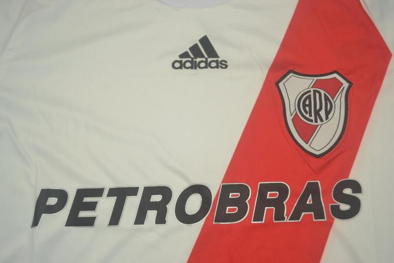 Thailand Quality(AAA) 2009/10 River Plate Home Retro Soccer Jersey