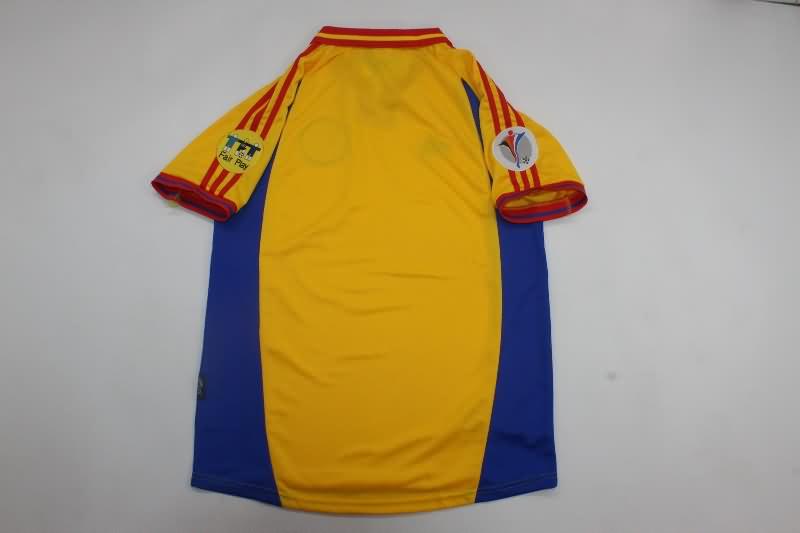 Thailand Quality(AAA) 2000 Romania Home Retro Soccer Jersey