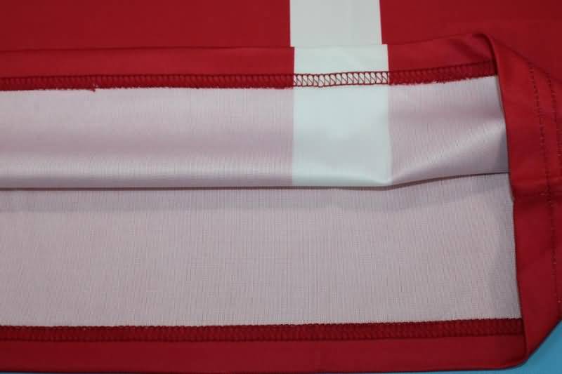 Thailand Quality(AAA) 2010 Serbia Home Retro Soccer Jersey