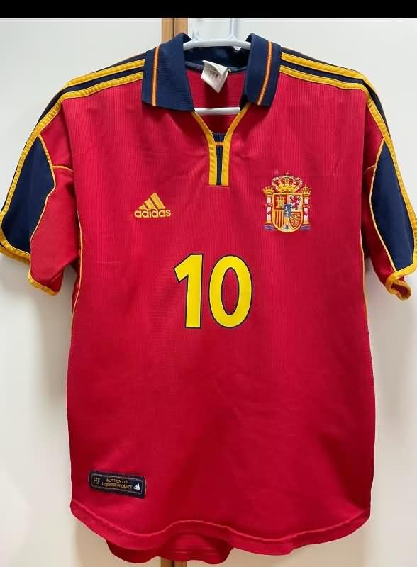 Thailand Quality(AAA) 2000 Spain Home Retro Soccer Jersey