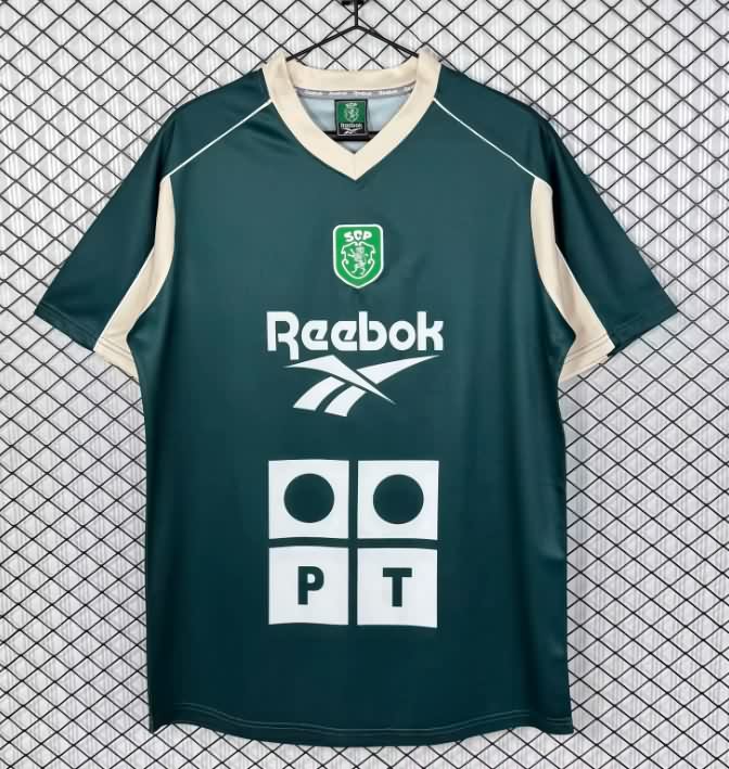 Thailand Quality(AAA) 2000/01 Sporting Lisbon Training Retro Soccer Jersey Thailand Quality(AAA) 2000/01 Sporting Lisbon Training Retro Soccer Jersey