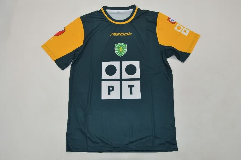 Thailand Quality(AAA) 2002/03 Sporting Lisbon Training Retro Soccer Jersey Thailand Quality(AAA) 2002/03 Sporting Lisbon Training Retro Soccer Jersey