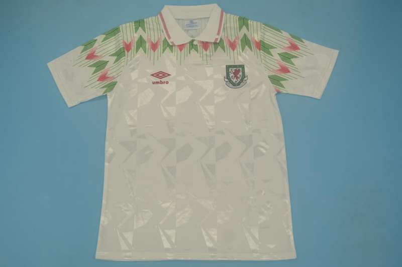 Thailand Quality(AAA) 1990/92 Wales Away Retro Soccer Jersey